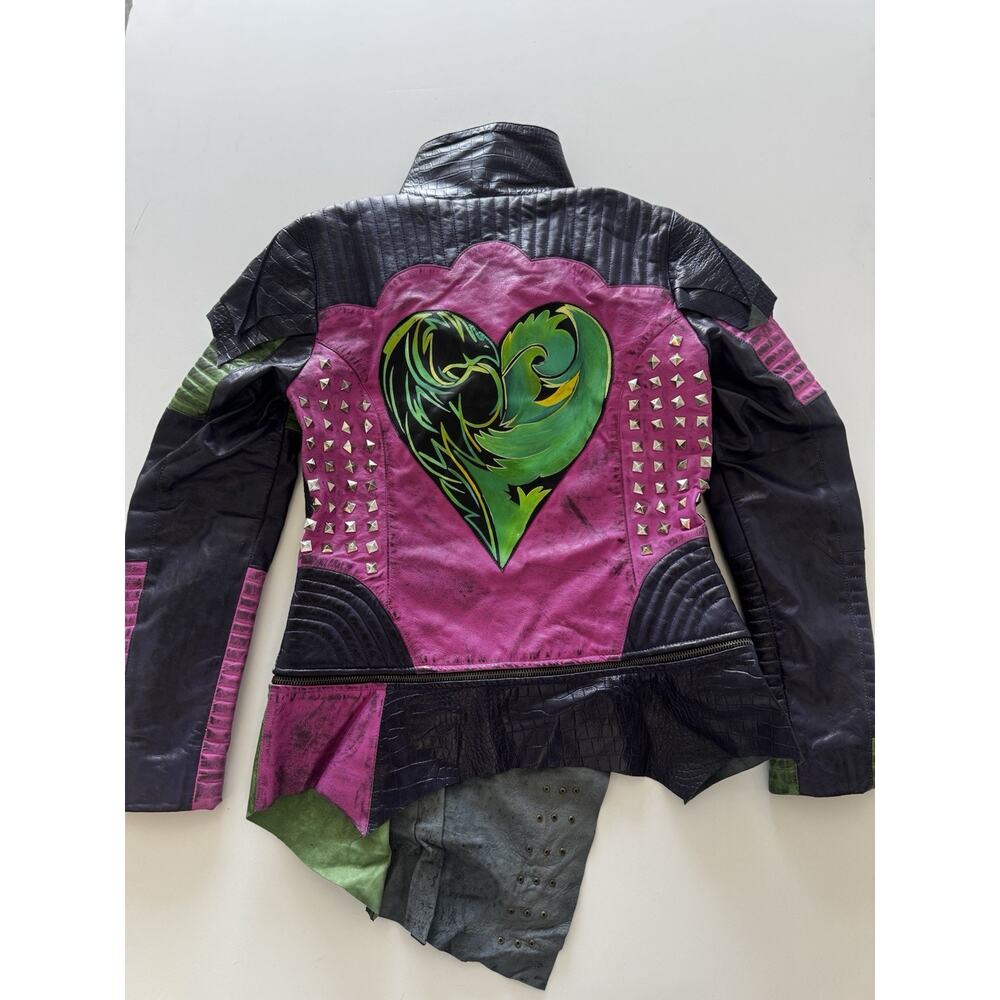 J4 Mal Descendants Dove Cameron Purple Studded Leather Jacket Size M - Picture 3 of 9